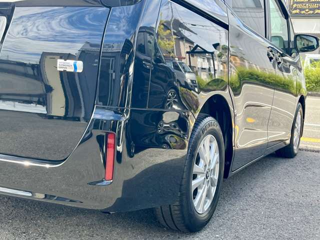 トヨタ ノア １．８ ハイブリッド Ｘ H30年 (近畿) 99