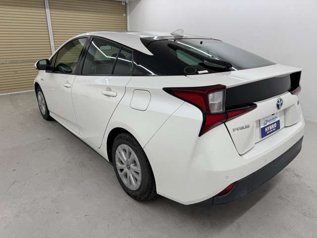 トヨタ プリウス １．８ Ｓ R1年 (近畿) 99