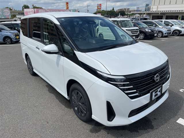 日産 セレナ ２．０ Ｘ R7年 () 99