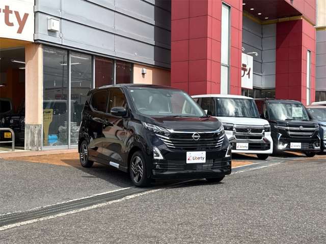日産 デイズ ６６０ ハイウェイスターＸ R8年 () 99