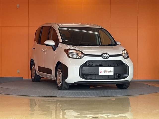 トヨタ シエンタ　ハイブリッド ハイブリッド １．５ Ｇ R8年 () 99