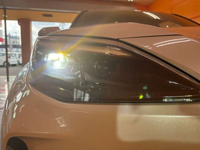 トヨタ ヤリスクロス　ハイブリッド １．５ ハイブリッド Ｚ R5年 () 99