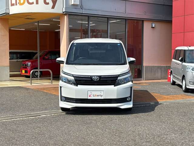 トヨタ ヴォクシー ２．０ Ｖ H26年 () 99