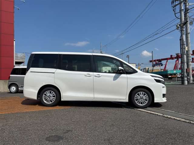 トヨタ ヴォクシー ２．０ Ｖ H26年 () 99