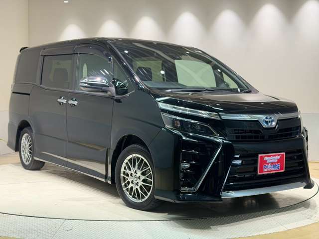 トヨタ ヴォクシー １．８ ハイブリッド ＺＳ 煌ＩＩＩ R3年 (中国) 99