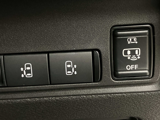 日産 セレナ １．４ Ｅ－ＰＯＷＥＲ ハイウェイスターＶ R8年 () 99
