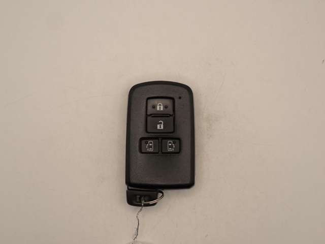 トヨタ エスクァイア ２．０ ＧＩ ブラック テーラード H29年 () 99