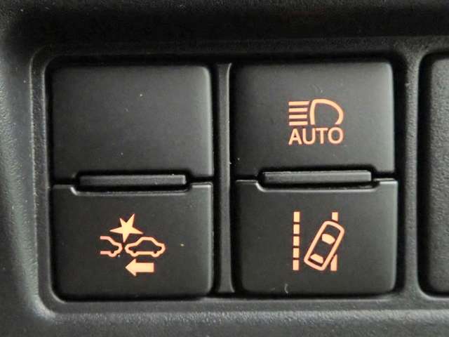 トヨタ エスクァイア ２．０ ＧＩ ブラック テーラード H29年 () 99