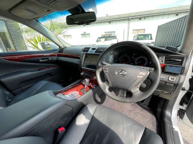レクサス ＬＳ４６０ バージョンＳＺ　Ｉパッケージ H22年 (近畿) 99