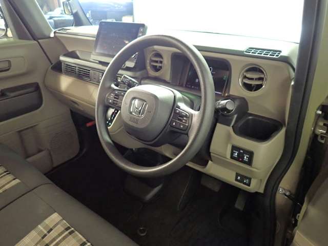 ホンダ Ｎ　ＢＯＸ ジョイ ６６０ ２トーン R6年 () 99