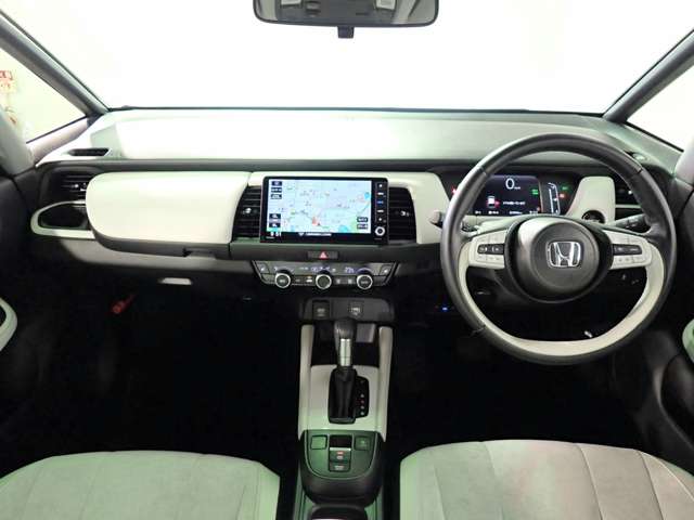 ホンダ フィット　ハイブリッド １．５ Ｅ：ＨＥＶ ホーム R5年 () 99