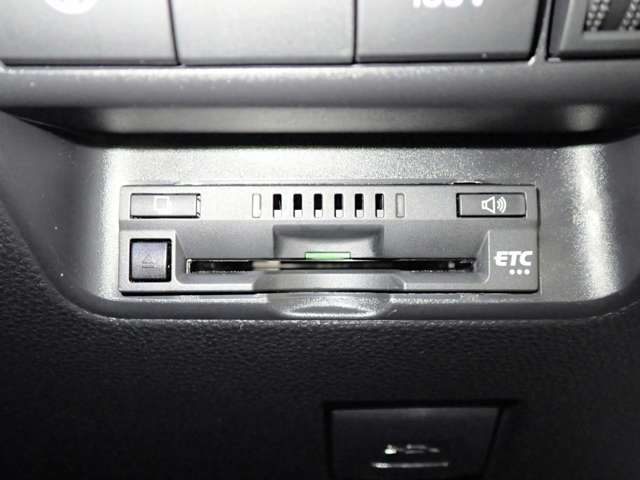 トヨタ アクア １．５ ＧＲスポーツ R5年 () 99