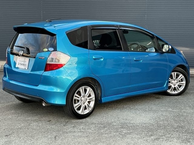 ホンダ フィット １．５ ＲＳ H22年 (近畿) 99
