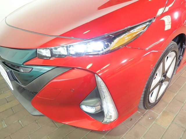 トヨタ プリウスＰＨＶ １．８ Ａ H29年 () 99
