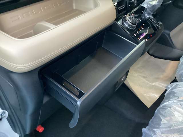 三菱 デリカ　ミニ ６６０ Ｔ プレミアム デリマル パッケージ ４ＷＤ R8年 (関東) 99