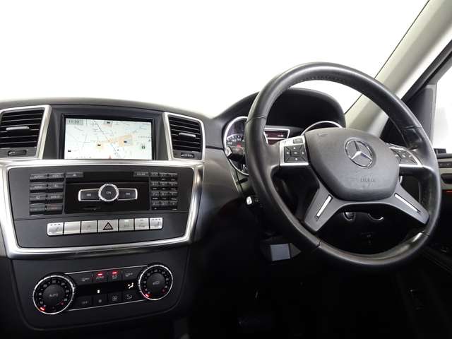 メルセデスベンツ Ｍクラス ＭＬ３５０ ブルーテック ４マチック ４ＷＤ H27年 (関東) 99