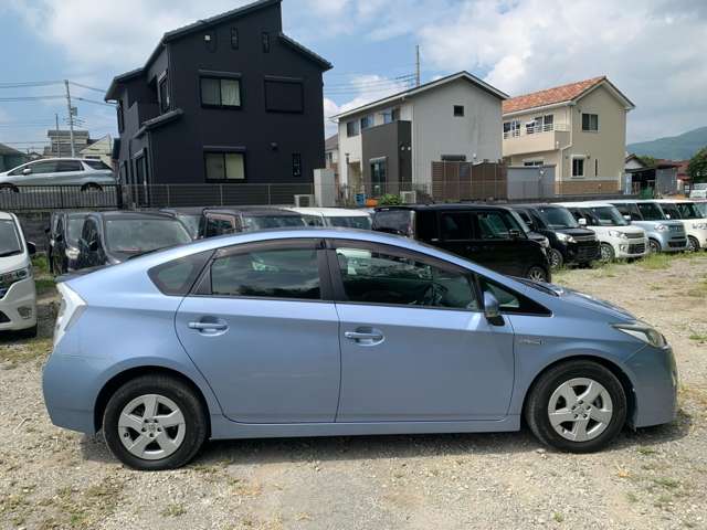 トヨタ プリウス １．８ Ｓ ＬＥＤエディション H23年 () 99