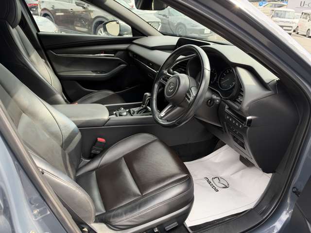 マツダ ＭＡＺＤＡ３　ファストバック １．８ ＸＤ Ｌパッケージ ディーゼルターボ R3年 (関東) 99