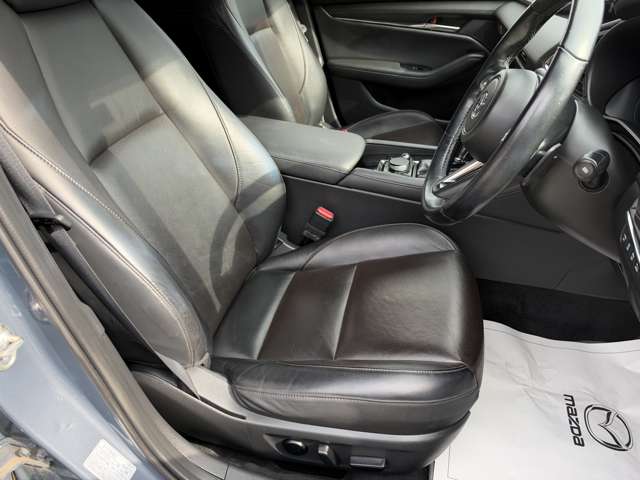 マツダ ＭＡＺＤＡ３　ファストバック １．８ ＸＤ Ｌパッケージ ディーゼルターボ R3年 (関東) 99
