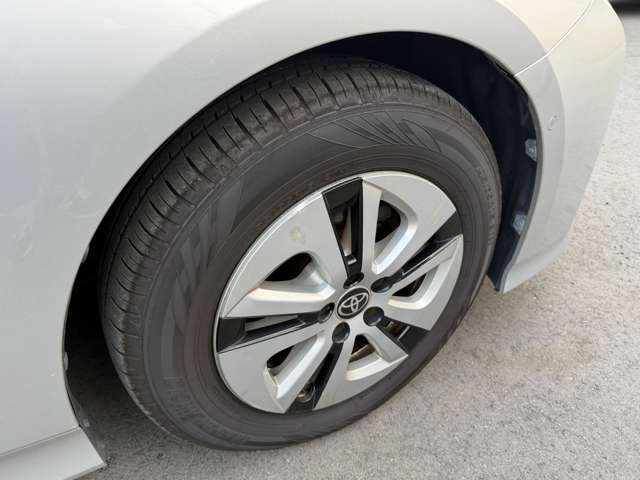 トヨタ プリウス １．８ Ａ H29年 () 99
