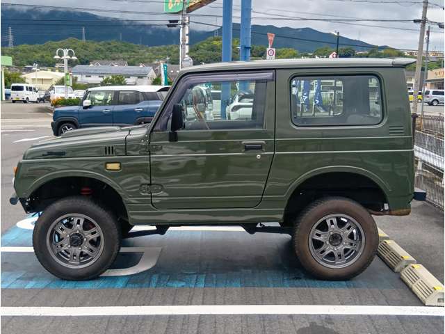 スズキ ジムニー ６６０ ランドベンチャー ４ＷＤ H8年 (近畿) 99