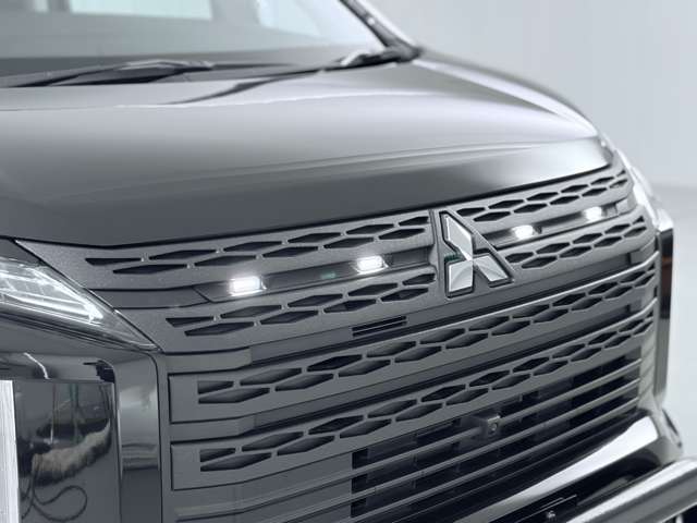 三菱 デリカ　Ｄ：５ ２．２ Ｐ ディーゼルターボ ４ＷＤ R6年 (関東) 99