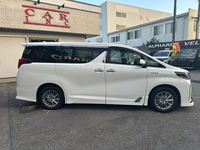 トヨタ アルファード　ハイブリッド ハイブリッド ２．５ Ｓ Ｅ－ＦＯＵＲ ４ＷＤ R1年 (関東) 99