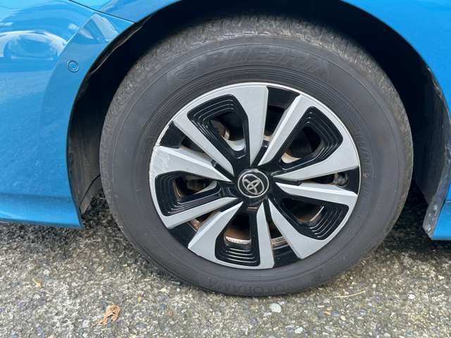 トヨタ プリウスＰＨＶ １．８ Ａ H29年 (関東) 99