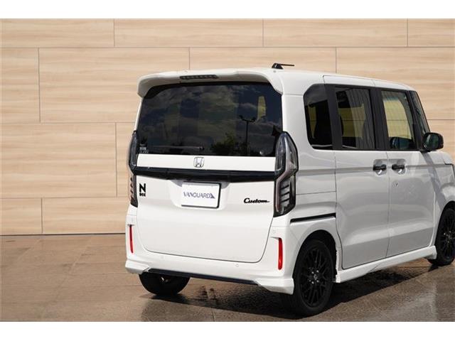 ホンダ Ｎ　ＢＯＸ カスタム ６６０ Ｌ ターボ スタイルプラス ブラック R4年 (中国) 99