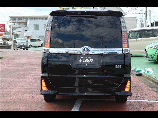 トヨタ ヴォクシー ＨＹＢＲＩＤ ＺＳ煌ＩＩ ７人乗リ H28年 (関東) 99