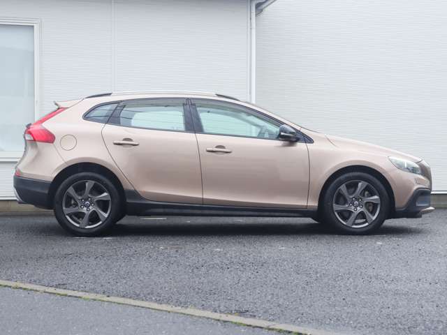 ボルボ Ｖ４０クロスカントリー Ｔ５ ４ＷＤ H25年 (関東) 99