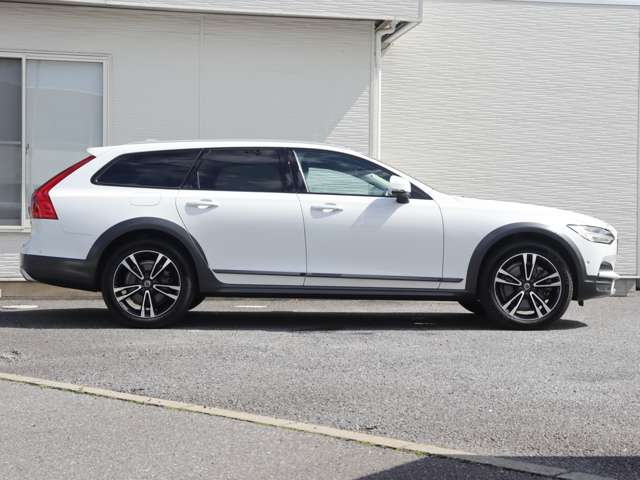 ボルボ Ｖ９０クロスカントリー Ｔ５ ＡＷＤ サマム ４ＷＤ H29年 (関東) 99