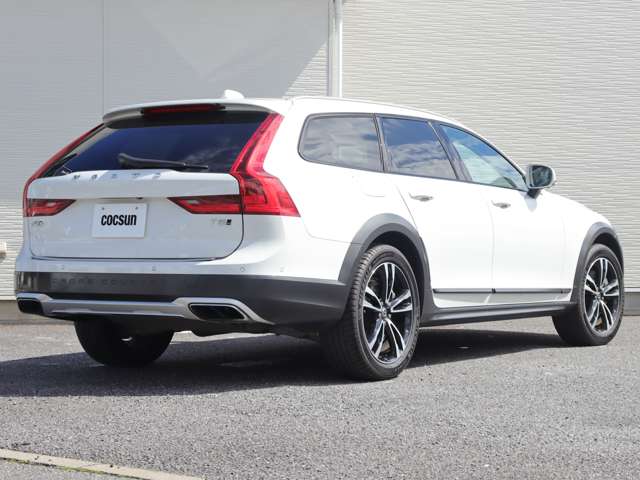 ボルボ Ｖ９０クロスカントリー Ｔ５ ＡＷＤ サマム ４ＷＤ H29年 (関東) 99