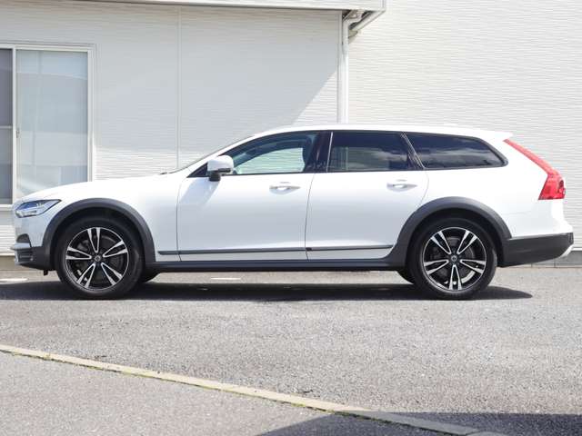 ボルボ Ｖ９０クロスカントリー Ｔ５ ＡＷＤ サマム ４ＷＤ H29年 (関東) 99