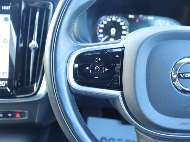ボルボ Ｖ９０クロスカントリー Ｔ５ ＡＷＤ サマム ４ＷＤ H29年 (関東) 99