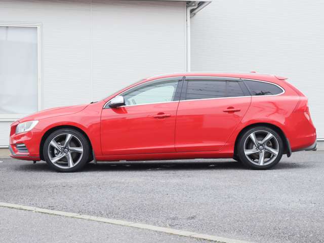 ボルボ Ｖ６０ Ｔ５　Ｒデザイン H26年 (関東) 99