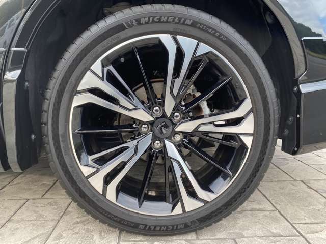 トヨタ ハリアー　ハイブリッド ２．５ ハイブリッド Ｅ－ＦＯＵＲ Ｚ レザーパッケージ ４ＷＤ R6年 () 99