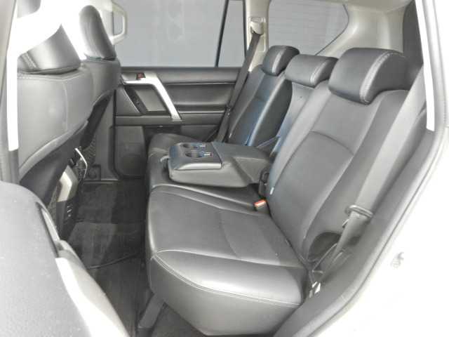 トヨタ ランドクルーザープラド ２．８ ＴＸ Ｌパッケージ ディーゼルターボ ４ＷＤ R4年 (九州・沖縄) 99