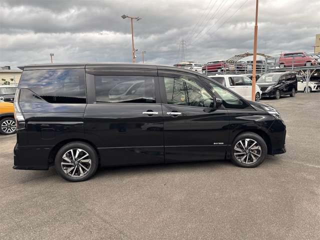 日産 セレナ ２．０ ハイウェイスター Ｖ R1年 (近畿) 99