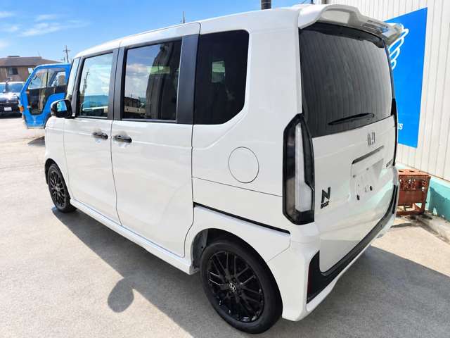 ホンダ Ｎ　ＢＯＸ カスタム ６６０ ターボ ブラック スタイル R8年 (東海) 99