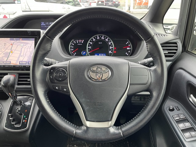 トヨタ ヴォクシー ２．０ ＺＳ H26年 (東海) 99