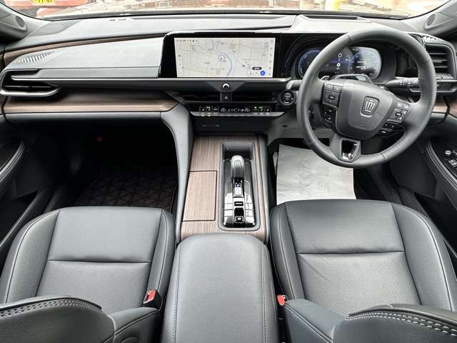 トヨタ クラウン ２．５ Ｚ ハイブリッド車 R7年 (東海) 99