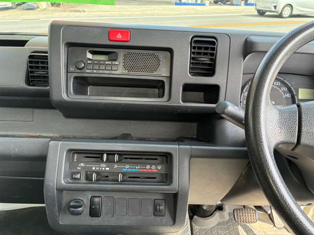 ダイハツ ハイゼットトラック ６６０ スタンダード ３方開 ４ＷＤ H29年 (東海) 99