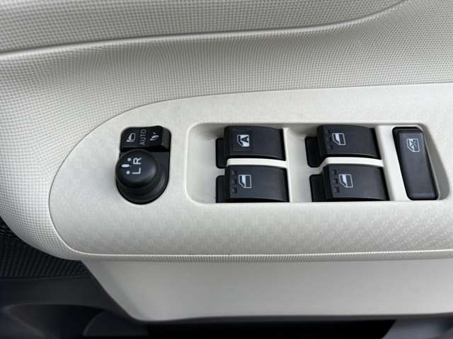 ダイハツ ムーヴ　キャンバス ６６０ Ｘ ＳＡＩＩＩ R2年 (東海) 99