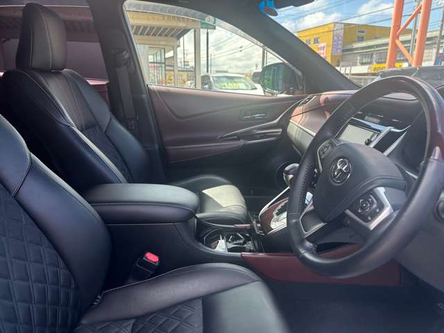トヨタ ハリアー ２．０ プレミアム ４ＷＤ H28年 (甲信越・北陸) 99