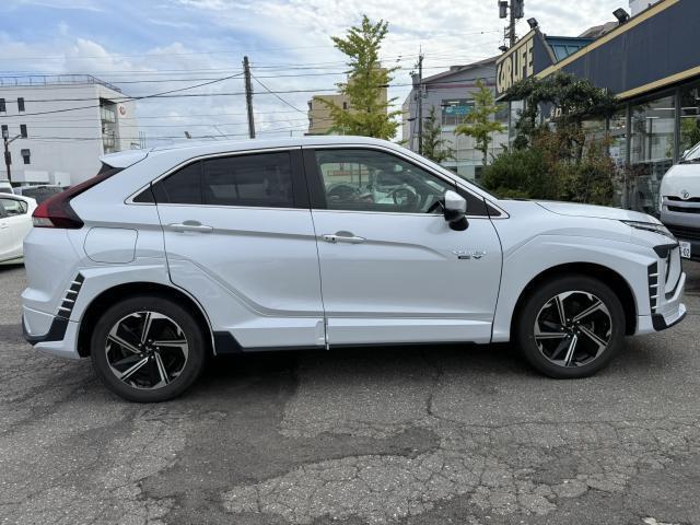 三菱 エクリプス　クロス　ＰＨＥＶ ＰＨＥＶ ２．４ Ｐ ４ＷＤ R3年 (甲信越・北陸) 99