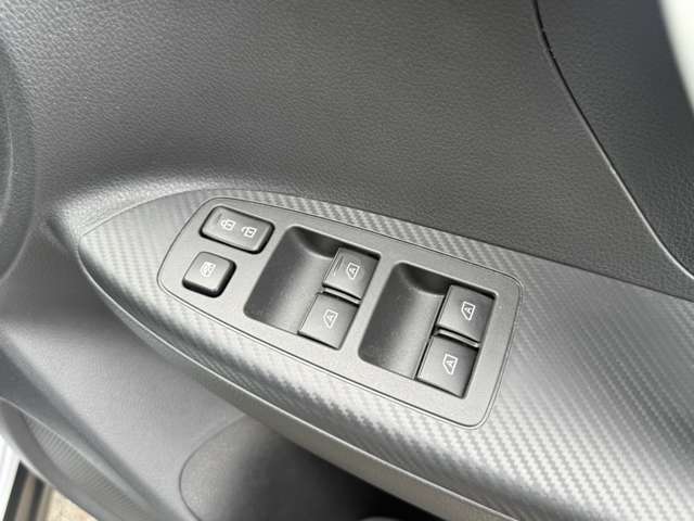 三菱 エクリプス　クロス　ＰＨＥＶ ＰＨＥＶ ２．４ Ｐ ４ＷＤ R3年 (甲信越・北陸) 99