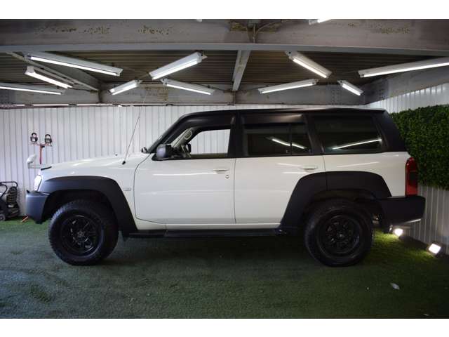 日産 サファリ ４．８ グランロードリミテッド ４ＷＤ H17年 (北海道) 99