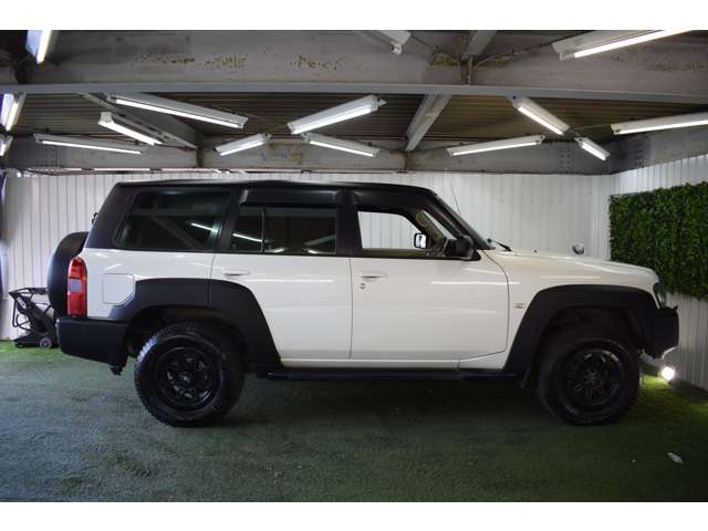 日産 サファリ ４．８ グランロードリミテッド ４ＷＤ H17年 (北海道) 99