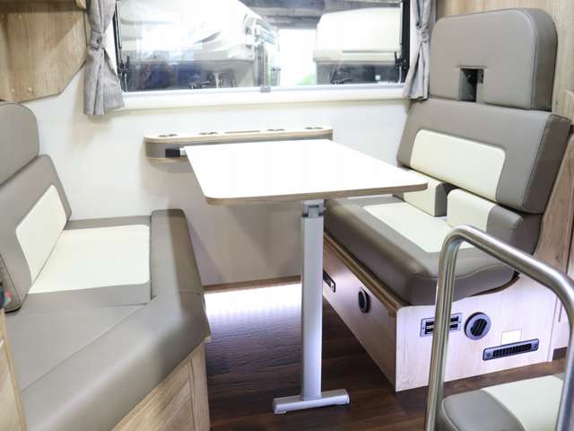 トヨタ カムロード キャンピング R5年 (北海道) 99